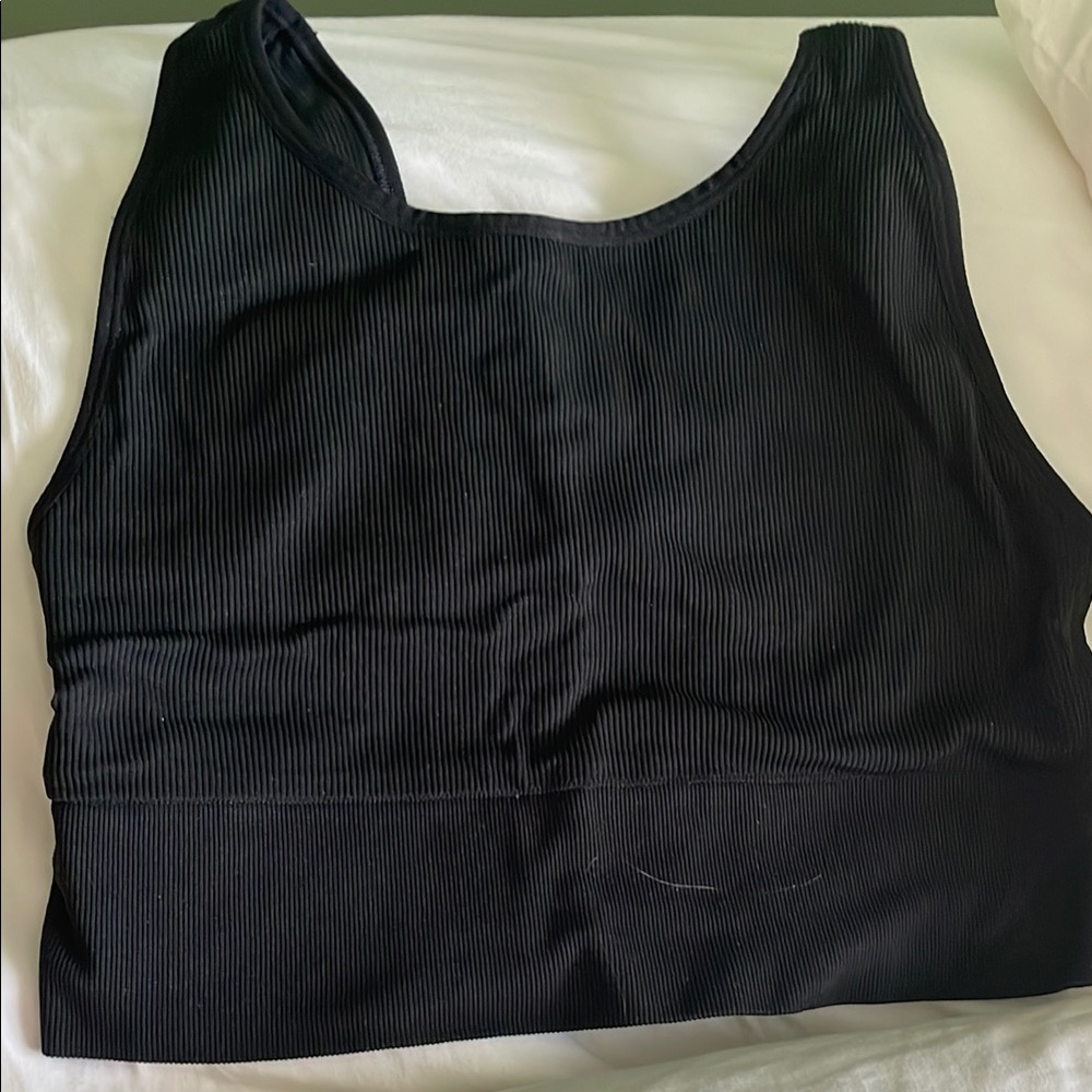 Victoria’s Secret Black Ribbed Crop Top